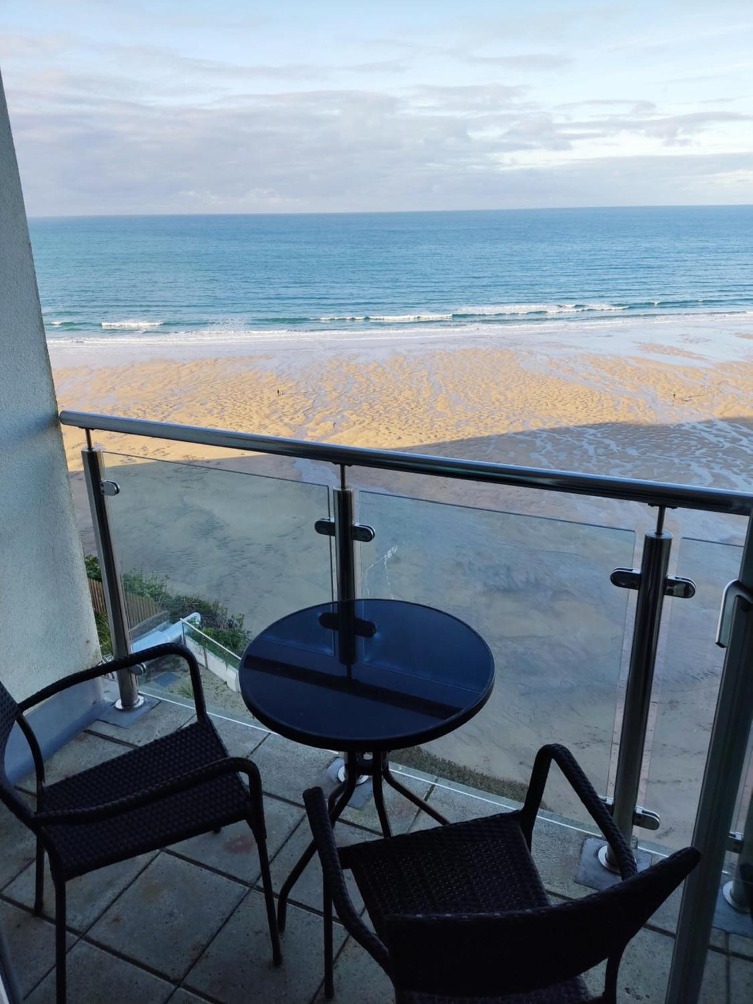 Newquay Rocklands Beach View Kültér fotó